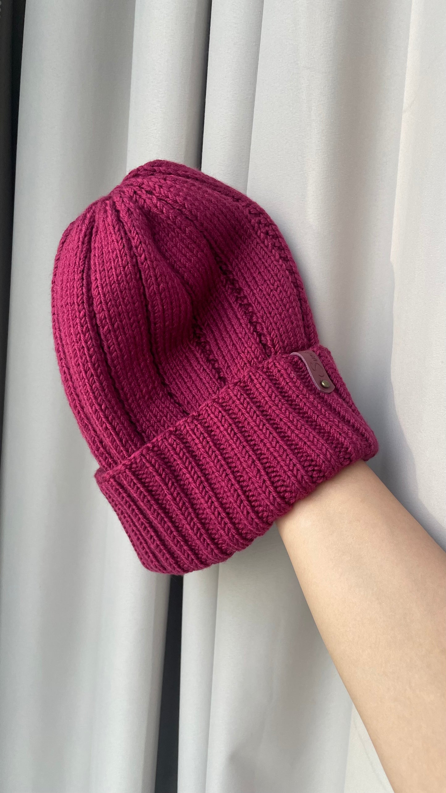 𝘿𝙧𝙚𝙖𝙢 𝙡𝙞𝙜𝙝𝙩 beanie